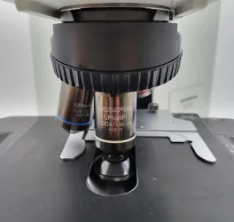Olympus BX60 Fluorescence Microscope with Fluorite Objectives and Trinocular Head, 7 of 7