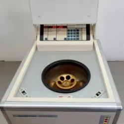 Sigma 2K 15 Refrigerated Benchtop Centrifuge, 5 of 9