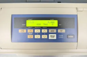 Molecular Devices SpectraMax M5 Multi-Mode Microplate Reader for Absorbance and Fluorescence Assays, 5 of 17