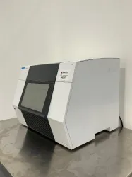 Agilent AriaDX Real-Time PCR Thermocycler with Integrated Touchscreen, 2 of 4