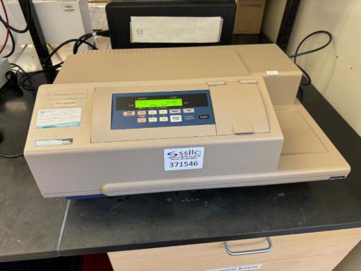 Molecular Devices SpectraMax M5 Multi-Mode Microplate Reader-cover