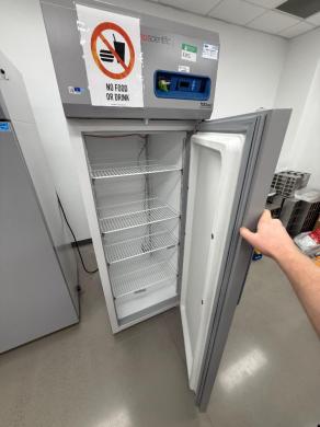 Thermo Scientific TSX2320FA -20°C Ultra-Low Temperature Laboratory Freezer-cover