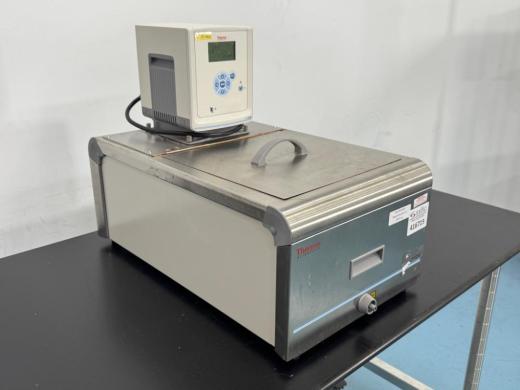 Thermo Scientific Haake S 30 Digital Circulating Chiller for Precise Lab Temperature Control-cover