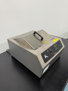 Lab Armor Bead Bath-cover
