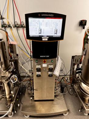 Sartorius BIOSTAT STR Single-Use Bioreactor with 50L and 200L Bag Holders and Touchscreen Control-cover