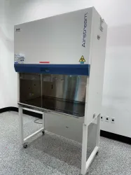 ESCO Labculture 4' Class II Biosafety Cabinet for Sterile Cell Culture and Containment, 2 of 4