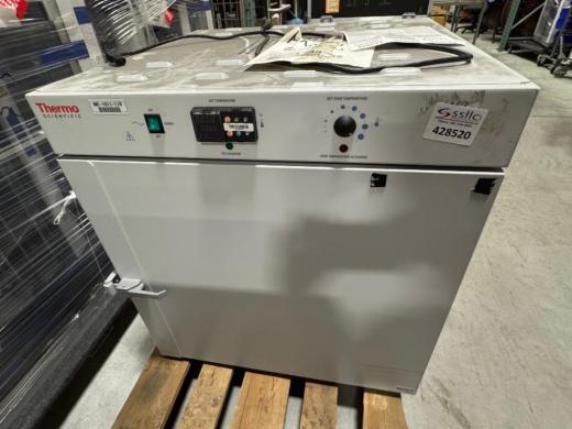 Thermo Scientific 3915LT Laboratory Incubator with Digital Temperature Control-cover