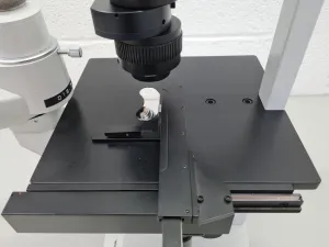 Hund Wetzlar Wilovert Inverted Microscope with Objectives, 28 of 43