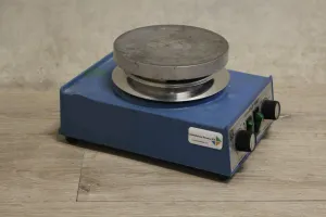 IKA RET Hot Plate with Magnetic Stirrer, 3 of 4