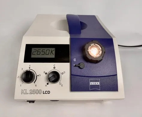 Zeiss KL 2500 LCD Cold-Light Source