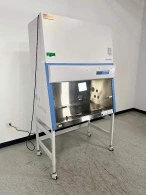 Thermo 1300 Series A2 4' Biosafety Cabinet