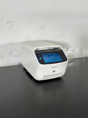 Applied Biosystems MiniAmp Thermal Cycler for Rapid DNA Amplification-cover