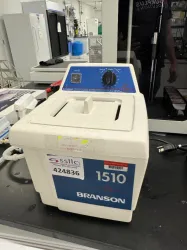 Branson 1510R-MTH Ultrasonic Cleaner with 70W 42kHz Output for Laboratory Use, 2 of 2