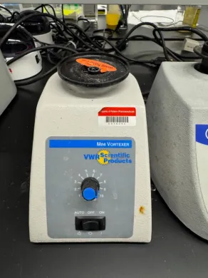 VWR Mini Vortexer Model 945300 – Compact Laboratory Vortex Mixer with Adjustable Speed