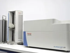 Thermo Scientific CellInsight CX7 LZR High-Content Confocal Analysis Platform with Orbitor RS2 Microplate Mover and Pred Pro, 19 of 24