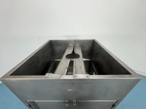 Sartorius Palletank Single-Use Mixing Vessel with Integrated Loadcells for Bioprocessing, 3 of 4