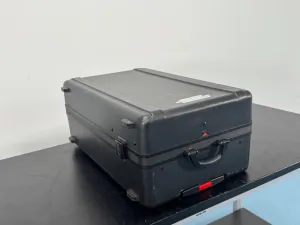 Laboratory Transport Case for Secure Equipment Handling and Storage, 2 of 3