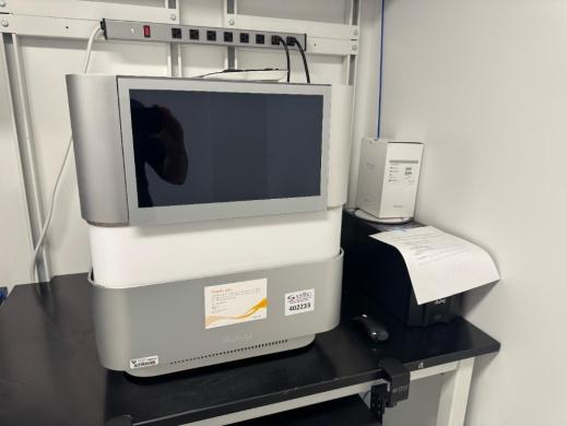 Illumina NextSeq 2000 High-Throughput Gene Sequencing System-cover