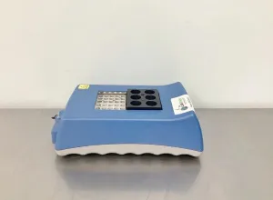 VWR Digital Heatblock Mini Incubator with Precise Temperature Control, 2 of 11