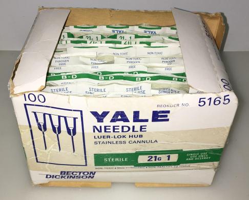 B-D 305165 PrecisionGlide Hypodermic Needles 21G x 1" (Box of 100)-cover