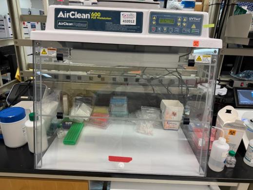 AirClean 600 PCR Workstation with HEPA and UV Sterilization for Molecular Biology-cover