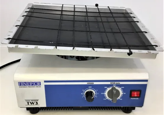 FinePCR TW3 Twist 3D Orbital Shaker with Elastic Tie Grid Platform