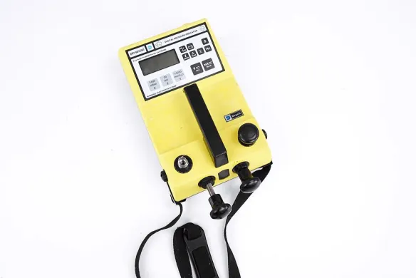 Druck DPI-601 IS Digital Pressure Indicator Calibrator, 1400 mbar