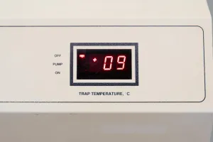 Savant RVT 4104 Cold Trap, 3 of 4