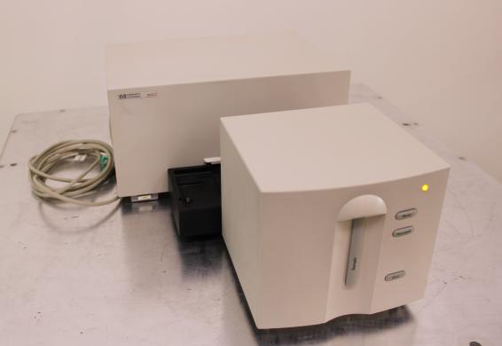 Hewlett-Packard G1103A UV-Vis Diode Array Spectrophotometer 240V 50/60Hz-cover