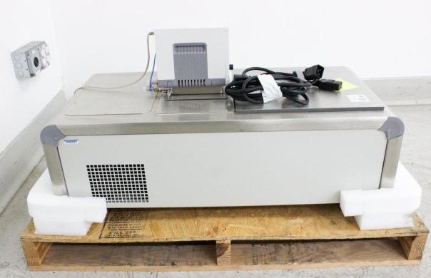 Thermo Scientific ARCTIC A10B Refrigerated Circulator Chiller, -10°C to 100°C, 30L Capacity-cover