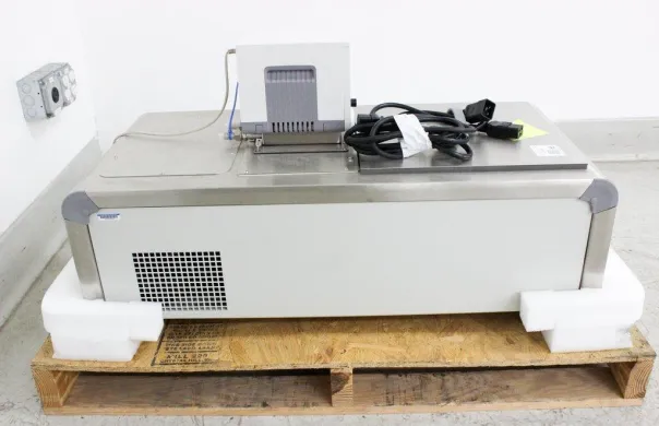 Thermo Scientific ARCTIC A10B Refrigerated Circulator Chiller, -10°C to 100°C, 30L Capacity
