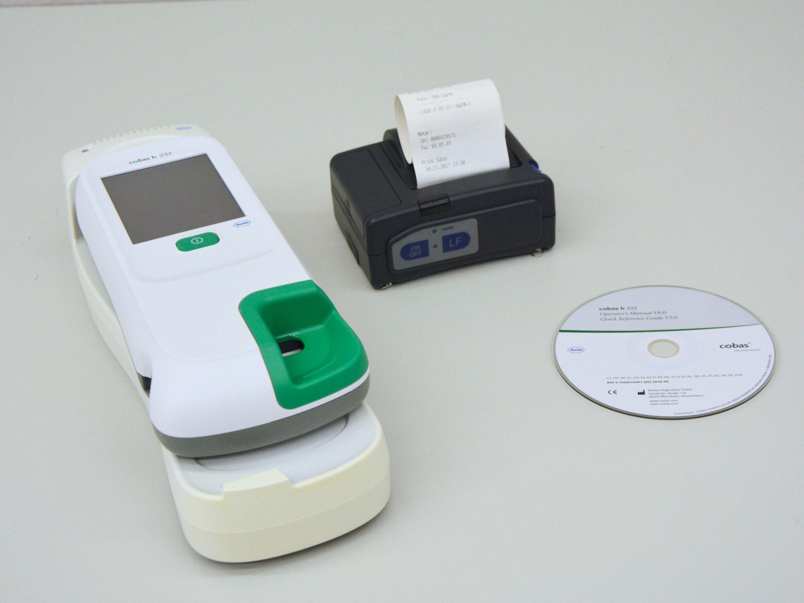 Blood analysis device Cobas H232