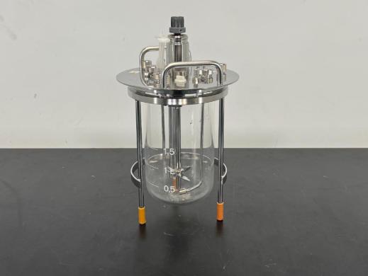 Sartorius 1.5L Glass Reactor Vessel with Agitation for Laboratory Use-cover