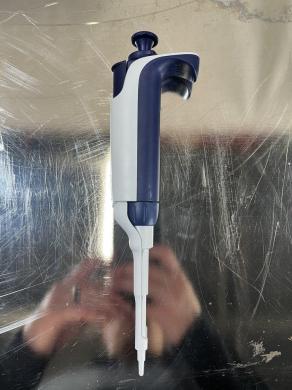 Rainin Pipet Lite L2 LTS Micropipette 0.1-2 µL for Precision Liquid Handling-cover