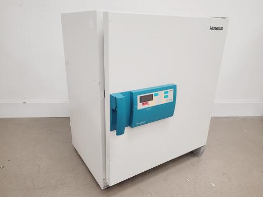 Heraeus Function Line Incubator Type B 12 Lab-cover