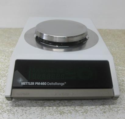 Mettler PM460 DR Analytical Balance-cover