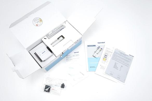 Eppendorf Xplorer plus Electronic 8-Channel Pipette, 15–300 µL