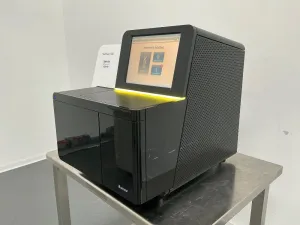 Illumina NextSeq 500 Benchtop Next-Generation Sequencing System, 2 of 4
