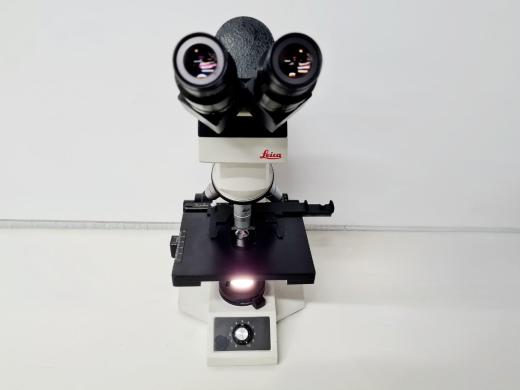Leica ATC 2000 Compound Microscope with Objectives-cover