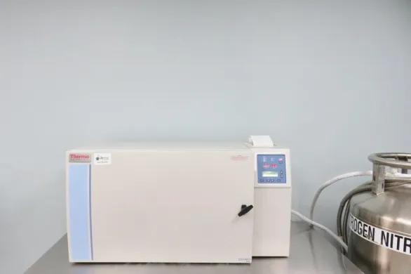 Thermo Scientific CryoMed Controlled Rate Freezer for Precise Cryogenic Sample Preservation