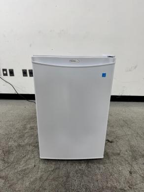 Danby Undercounter Laboratory Refrigerator Model DAR044A4WDD-6-cover