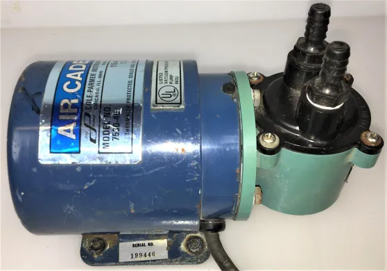 Cole-Parmer Air Cadet 7530-40 Vacuum Diaphragm Pump