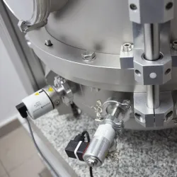 Radwag AVK 1000.5Y.LLS Automatic Vacuum Mass Comparator equipped with pumps and Load-Lock System, 9 of 9