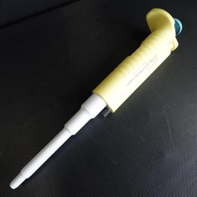 4597・ニチリョー / 00-NPLO2-1000 / Nichipet EX PlusⅡ 100-1000㎕ /-cover