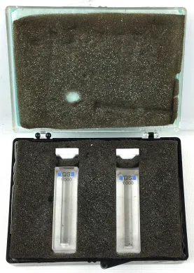 Hellma 104-QS Quartz Semi-Micro Absorption Cuvette with Stopper, 10 mm Pathlength