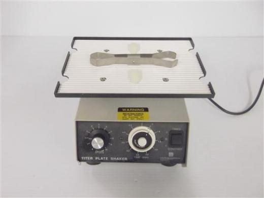 Labline 4625 Titer Shaker with adjustable speed and timer for 96-well plates-cover