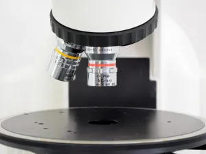 Nikon Eclipse E400 Compound Light Microscope for Biological and Medical Imaging, 4 of 10