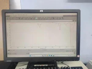 Thermo Fisher Nicolet iS5 FTIR Spectrometer with iD7 Diamond ATR Accessory, 35 of 43