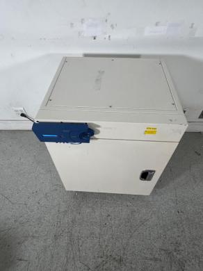 VWR Gravity Convection Incubator with Digital Temperature Control-cover