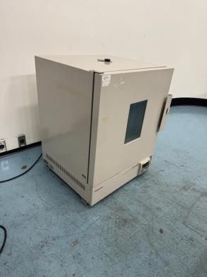 Yamato DKN 600 Constant Temperature Oven-cover